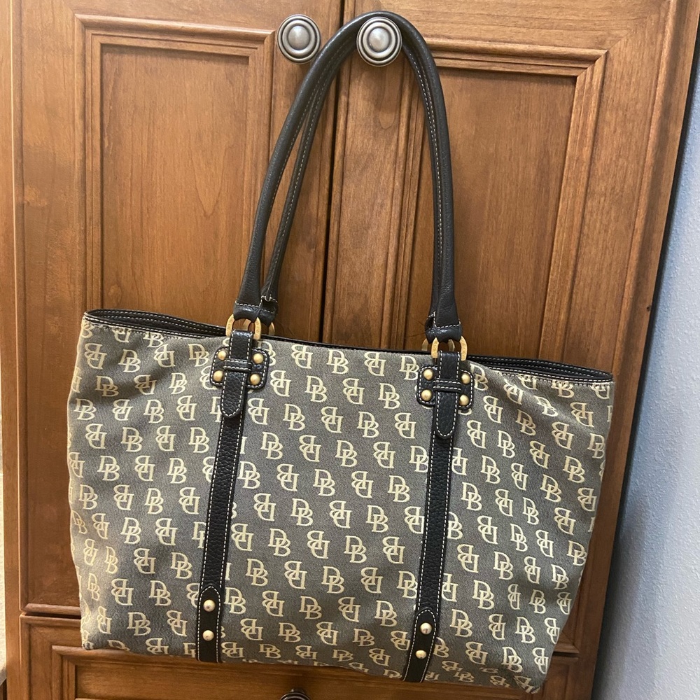 Dooney & Bourke canvas Bag